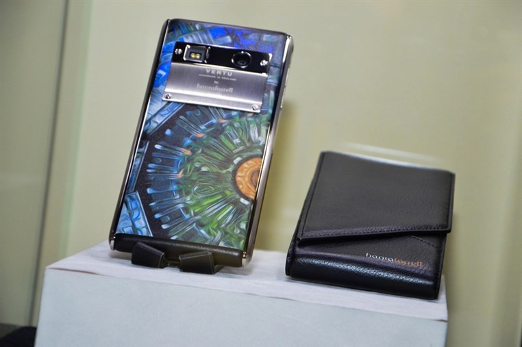 The new Vertu mobile Launching